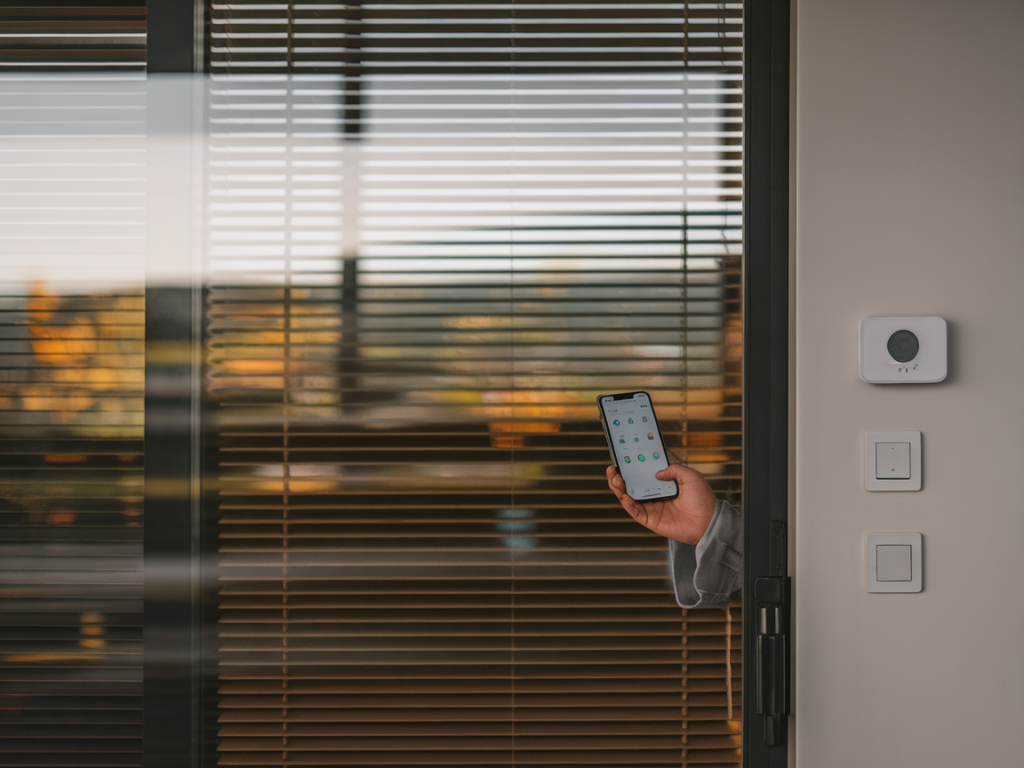 Contrôler ses équipements à distance : lumières, chauffage, volets, appareils