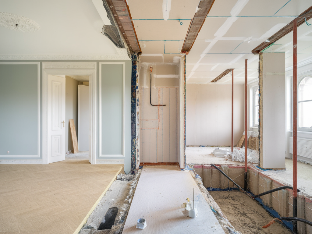 Les écarts de prix entre rénovation légère, moyenne et lourde