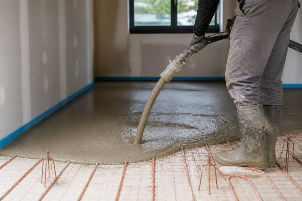 Chape : types, prix et usages pour réussir vos travaux de sol Chape : types, prix et usages pour réussir vos travaux de sol